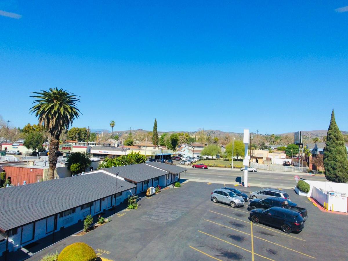 Casa Blanca Inn & Suites Whittier Exterior foto